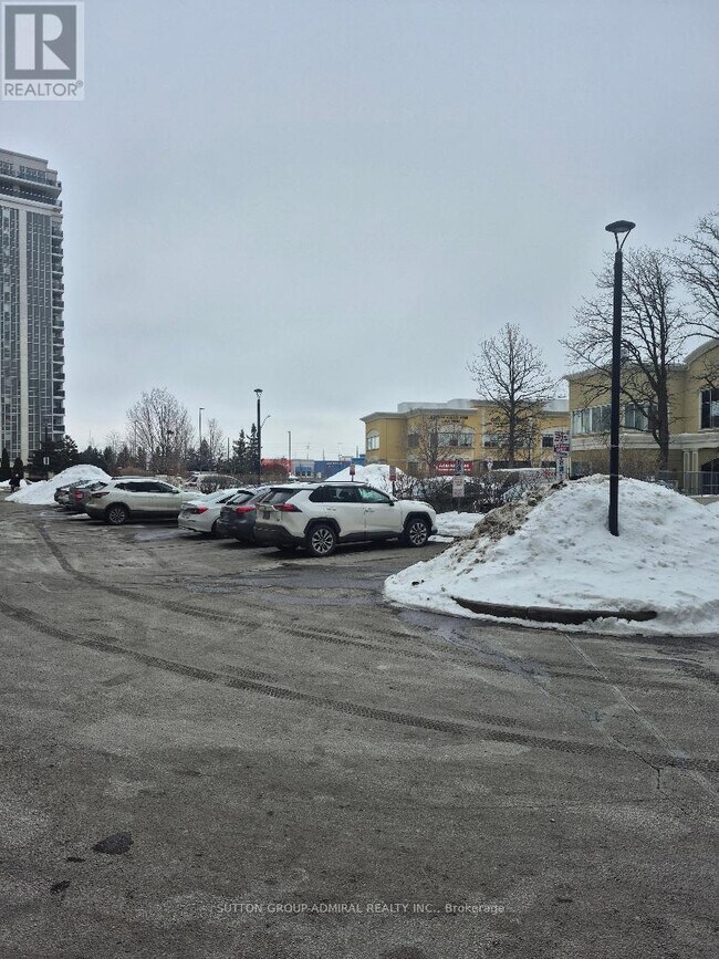 50 Disera Dr in Vaughan, ON - Building Photo - Building Photo