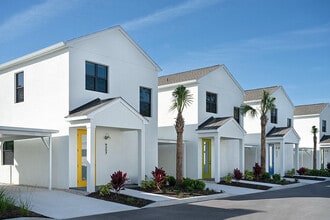 Argos by Soltura in Ft. Myers, FL - Building Photo - Building Photo