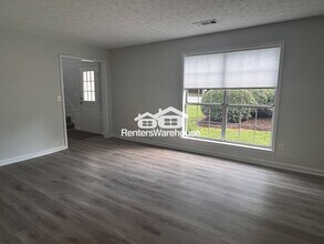 4905 Tanners Spring Dr in Alpharetta, GA - Building Photo - Building Photo