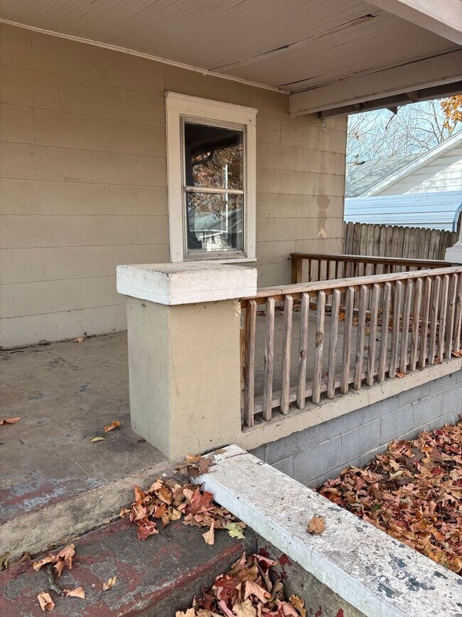 2127 N Boonville Ave in Springfield, MO - Building Photo - Building Photo