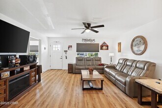 526 Camellia Ave in Panama City, FL - Building Photo - Building Photo