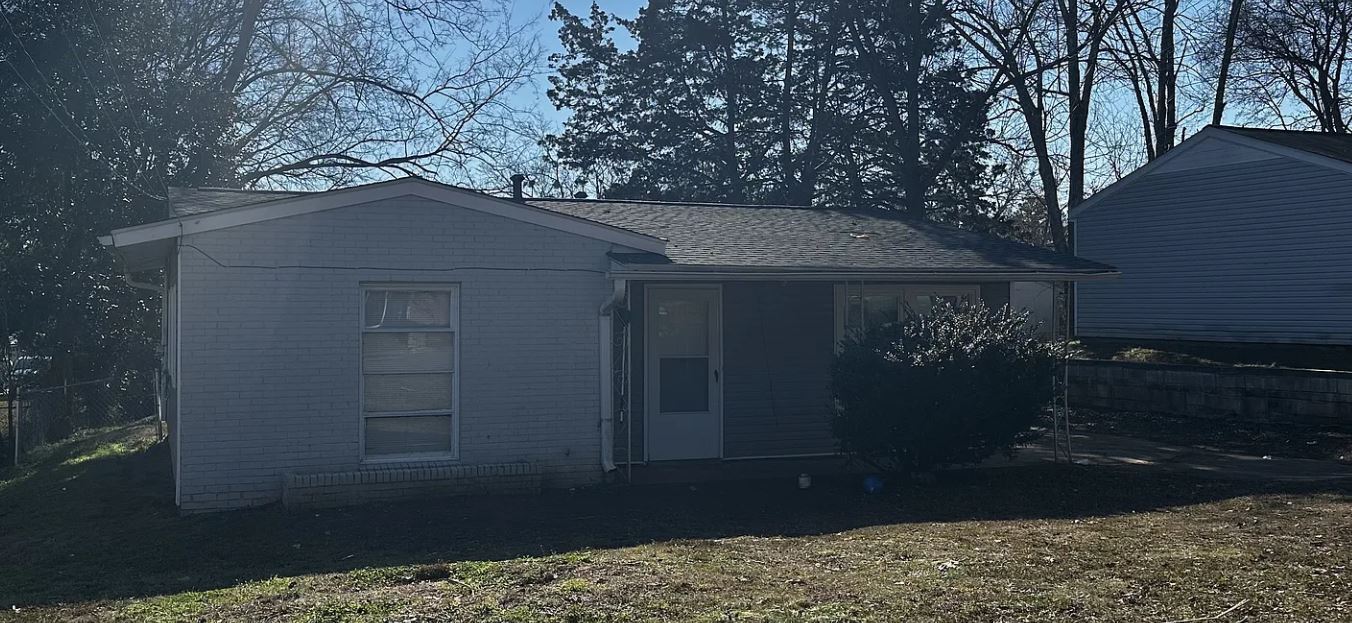 2409 Shepherd Dr NW in Huntsville, AL - Building Photo