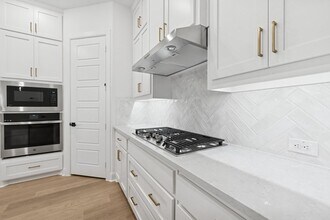 4839 Fuller Ct in Irving, TX - Foto de edificio - Building Photo