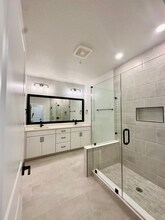 3109 4th Ter N in St. Petersburg, FL - Building Photo - Building Photo