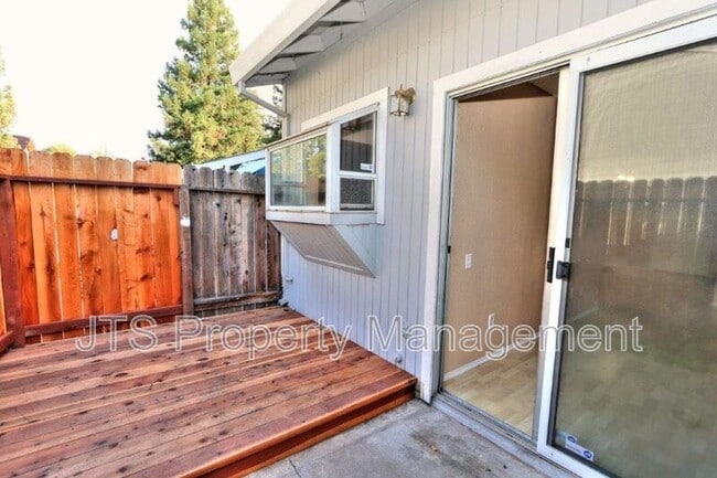 3569 Caballero Ln in Antelope, CA - Building Photo - Building Photo