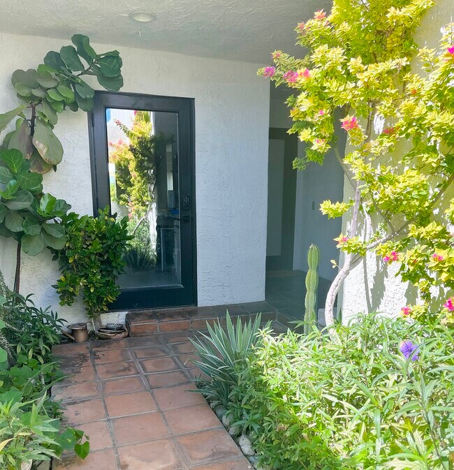 415 Rio Vista Dr in Palm Springs, CA - Building Photo - Building Photo