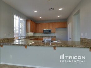 31594 Six Rivers Ct in Temecula, CA - Building Photo - Building Photo