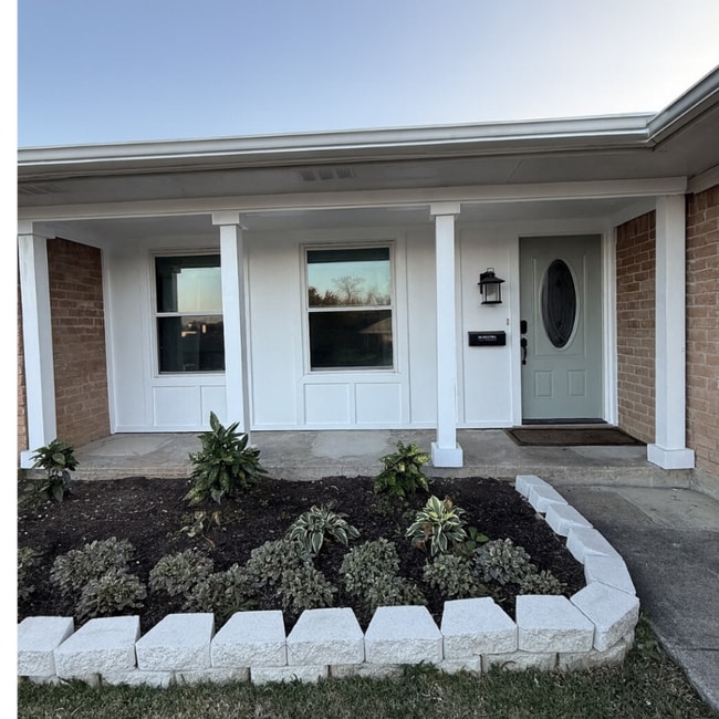 1208 Noble Ave in Carrollton, TX - Building Photo - Building Photo