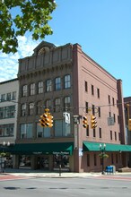 59-61 N Pearl St in Albany, NY - Foto de edificio - Building Photo
