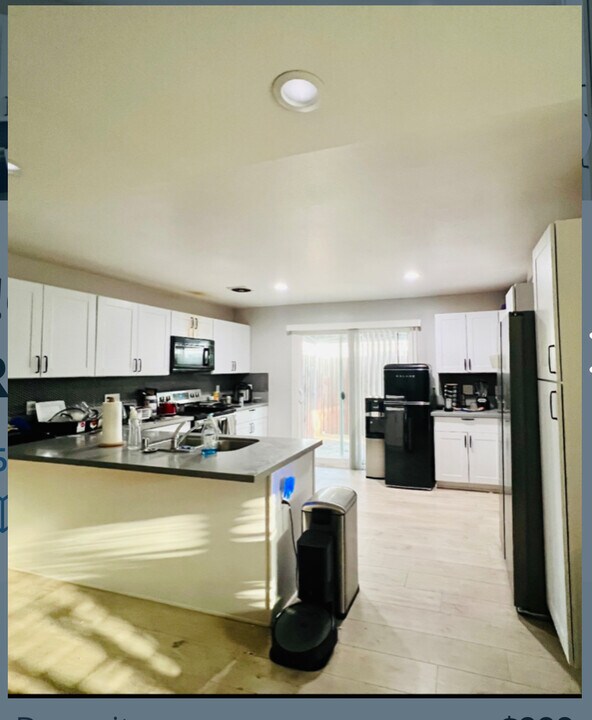 15621 California St in Tustin, CA - Building Photo