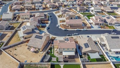 28444 Cosmos Dr in Winchester, CA - Building Photo - Building Photo