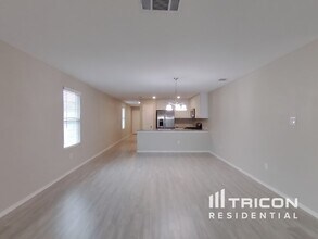 6627 Scarecrow Wy in San Antonio, TX - Building Photo - Building Photo
