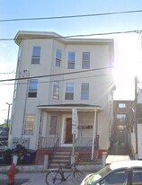 280 McGrath Hwy, Unit 2 in Somerville, MA - Building Photo