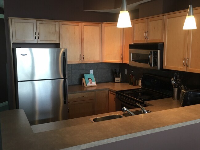 2-116 Rockyledge Vw NW in Calgary, AB - Building Photo - Building Photo