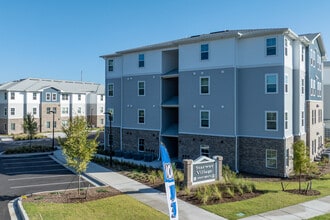 Starway Village in Wilmington, NC - Building Photo - Building Photo