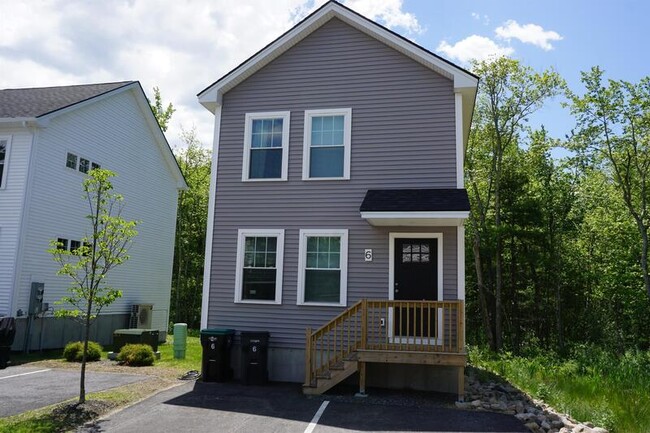 property at 6 Thomas Dr