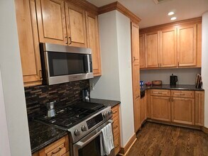 76 W Rutland Square in Boston, MA - Building Photo - Building Photo