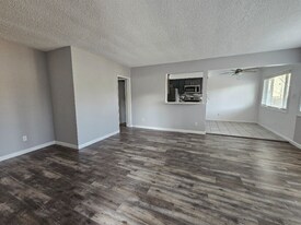 740 W Paseo Del Mar in Los Angeles, CA - Building Photo