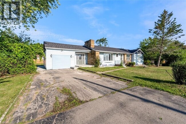 43 Norwich Rd in Hamilton, ON - Building Photo - Building Photo