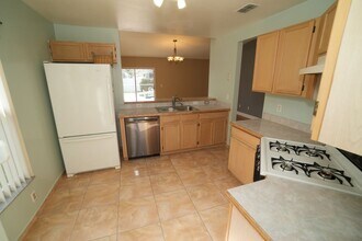 205 Indian Point Cir in Kissimmee, FL - Building Photo - Building Photo