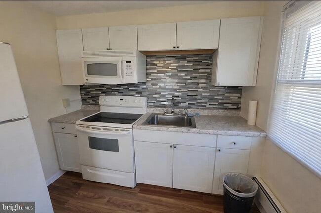 81 Chestnut St in Salem, NJ - Building Photo - Building Photo