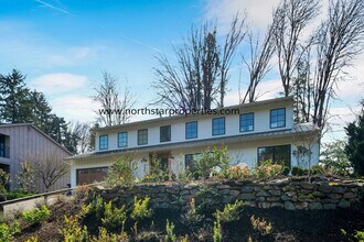 780 Briercliff Ln in Lake Oswego, OR - Building Photo - Building Photo
