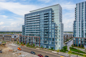 Mobilio Condos South Tower in Vaughan, ON - Building Photo - Building Photo