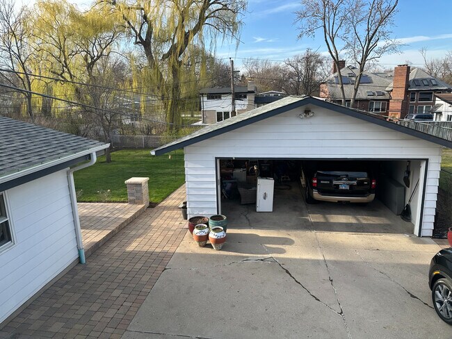 2924 Virginia Ln in Glenview, IL - Building Photo - Building Photo
