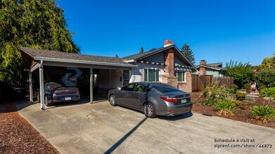 134 Kittoe Dr in Mountain View, CA - Building Photo - Building Photo