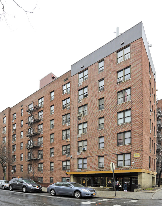 147-25 88th Avenue in Jamaica, NY - Building Photo - Building Photo