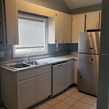 5626 Ashley Oaks Dr in Tampa, FL - Building Photo - Building Photo