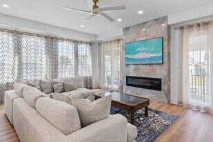 20 St Francis Dr S in Miramar Beach, FL - Building Photo