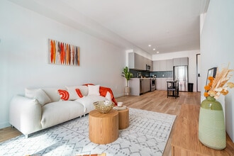 The Gemma in Los Angeles, CA - Foto de edificio - Building Photo
