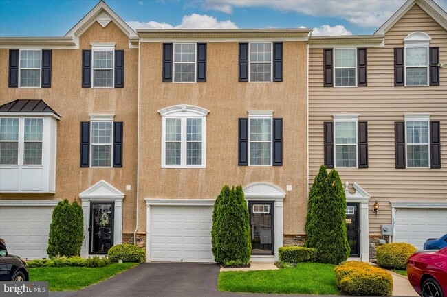 property at 103 Sandpiper Ct