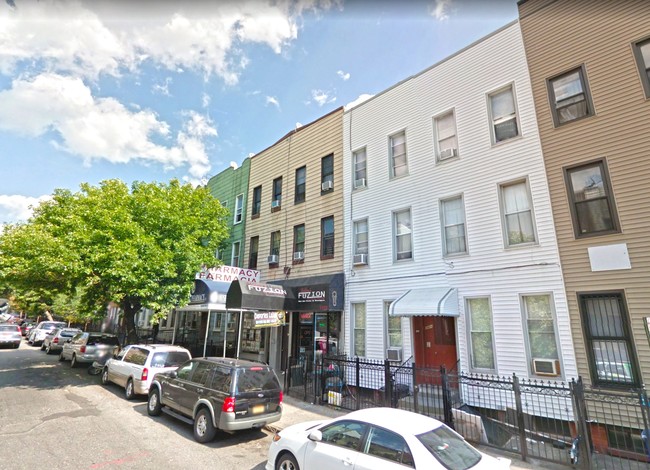 1484 Dekalb Ave in Brooklyn, NY - Foto de edificio - Building Photo