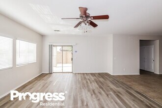 3761 W Medinah Way in New River, AZ - Building Photo - Building Photo