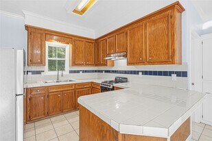 7839 Goode St in Houston, TX - Building Photo
