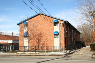 Ferris Manor in Lansing, MI - Building Photo - Building Photo