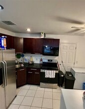 2016 NE 26th St in Wilton Manors, FL - Building Photo - Building Photo