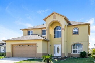 4560 Ficus Tree Rd in Kissimmee, FL - Foto de edificio - Building Photo
