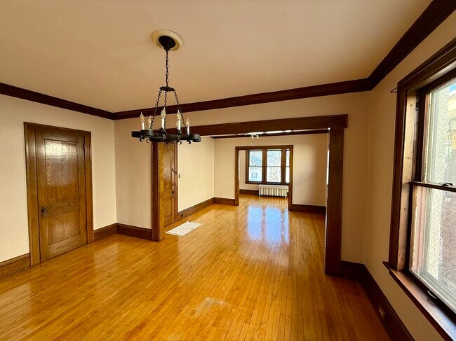 3741 Harriet Ave, Unit 3 in Minneapolis, MN - Building Photo - Building Photo