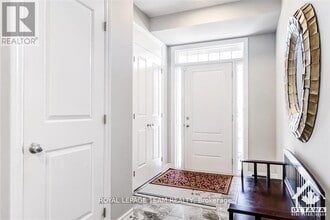 1842 Maple Grove Rd in Ottawa, ON - Building Photo - Building Photo