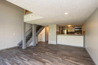 Reserve at the Knolls Apartments and Townhomes in Omaha, NE - Foto de edificio - Interior Photo