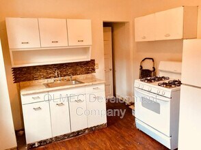 817 Anaheim St in Pittsburgh, PA - Building Photo - Building Photo