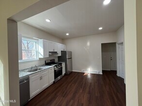 10 Orange St in Amsterdam, NY - Building Photo - Building Photo