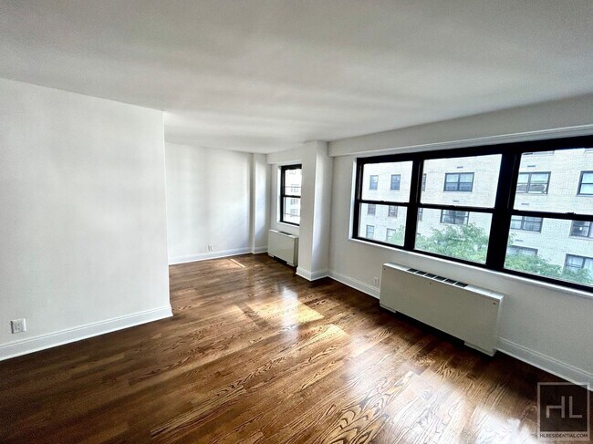 East 89 Street in New York, NY - Building Photo - Building Photo