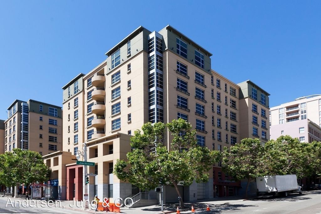 1701 Jackson St in San Francisco, CA - Building Photo