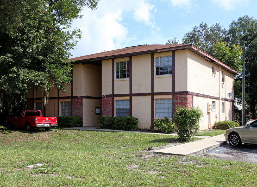 Lake Fredrica Townhomes in Orlando, FL - Building Photo