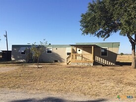 4001 FM 20 in Seguin, TX - Building Photo