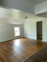 67 W Pratt St in Johnstown, OH - Foto de edificio - Building Photo